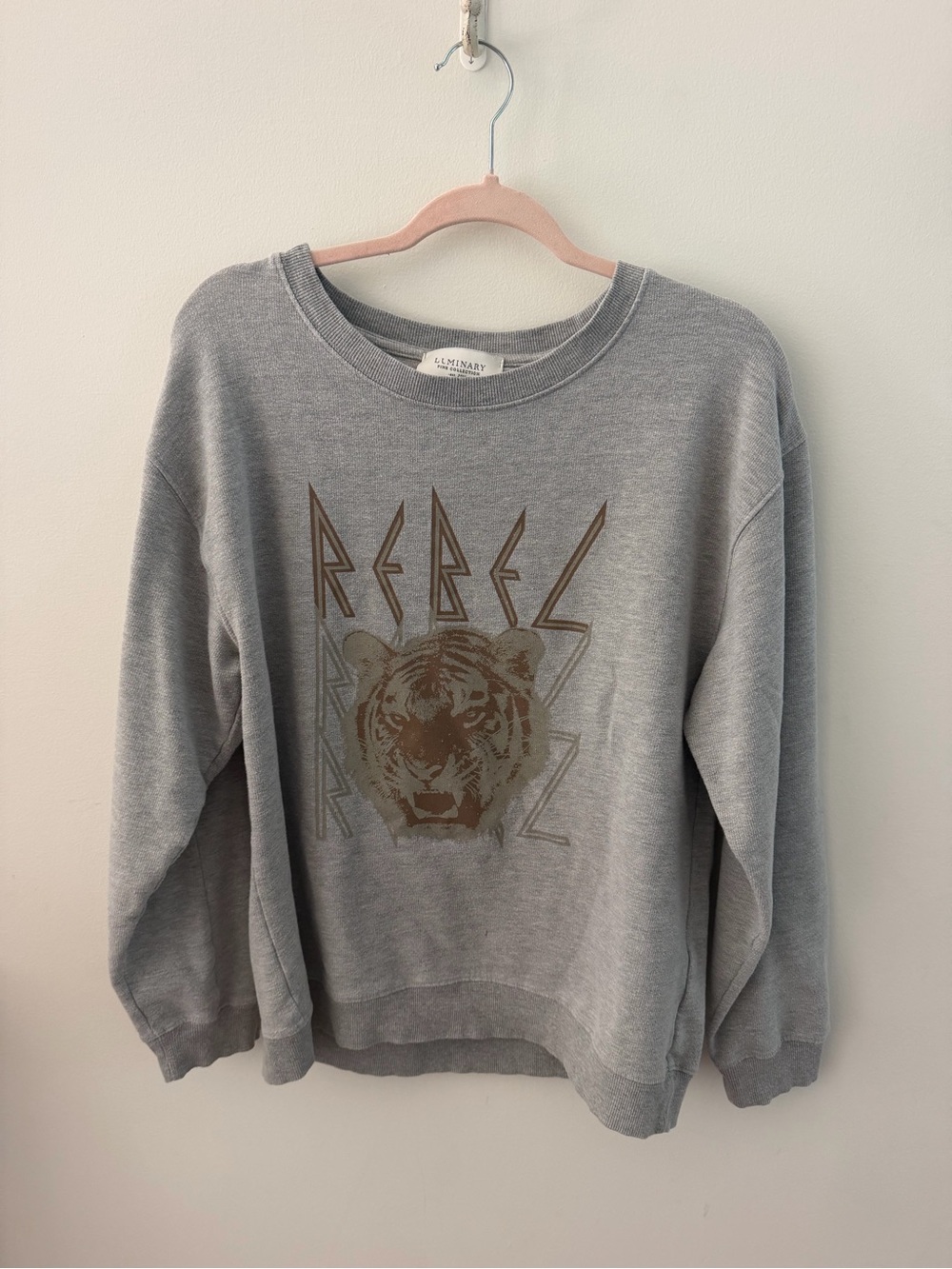 Luminary Rebel Tiger Graphic Sweatshirt Gray Size Small